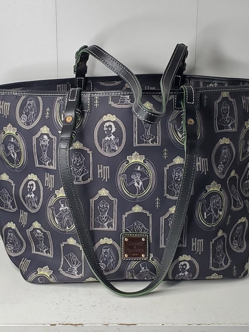 Disney Dooney & Bourke Haunted Mansion 2 Portraits Tote Handbag Shopper Bag New